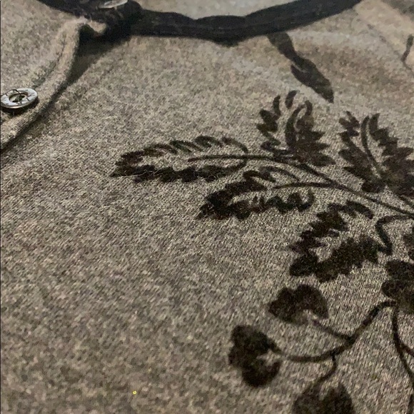 Pretty Button Down Sweater w Velvet Neckline - Picture 3 of 4